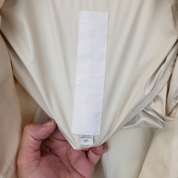 Nike Women's W Every Stitch Considered Woven Parka Jacket in Coconut Milk small - Picture 11 of 16